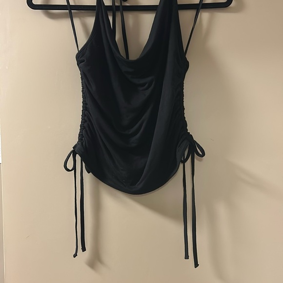 low back halter top - Picture 2 of 4